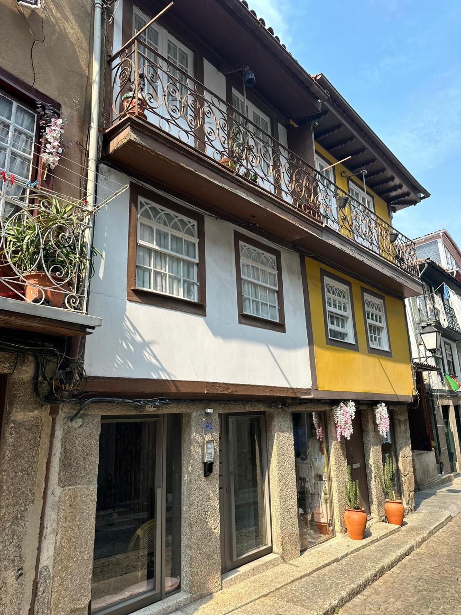 Casa Velhinha - Design, Culture And Comfort In Guimarães Kültér fotó